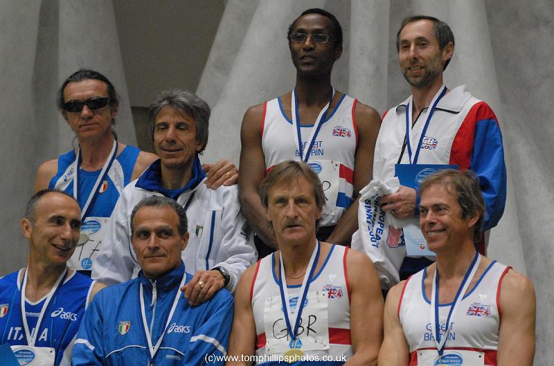 M55 4x200m relay team 2.jpg